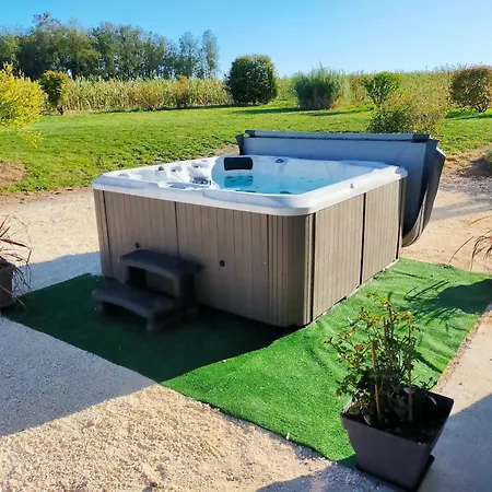 Semesterbostad Chez Cheynaud